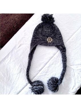 Boston Bruins Winter Women's Beanie Pom Pom Hat NHL Old Time Hockey Black